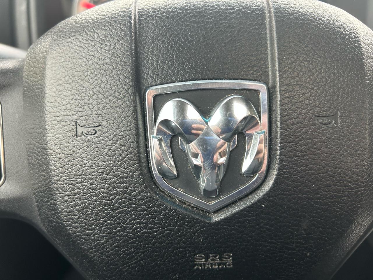 RAM 1500 Sport Quad Cab 4WD 2014