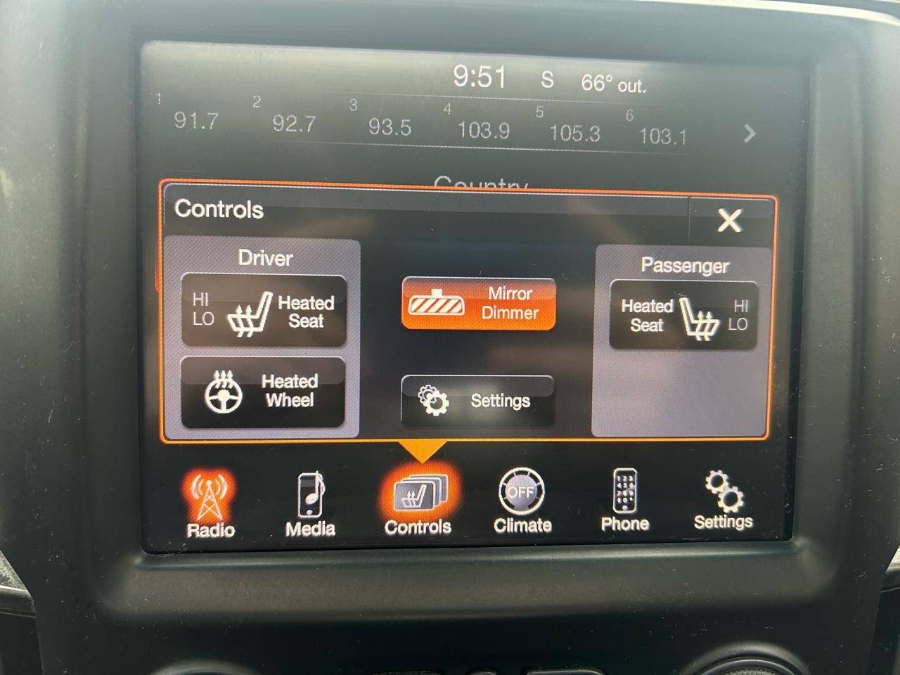 RAM 1500 Sport Quad Cab 4WD 2014