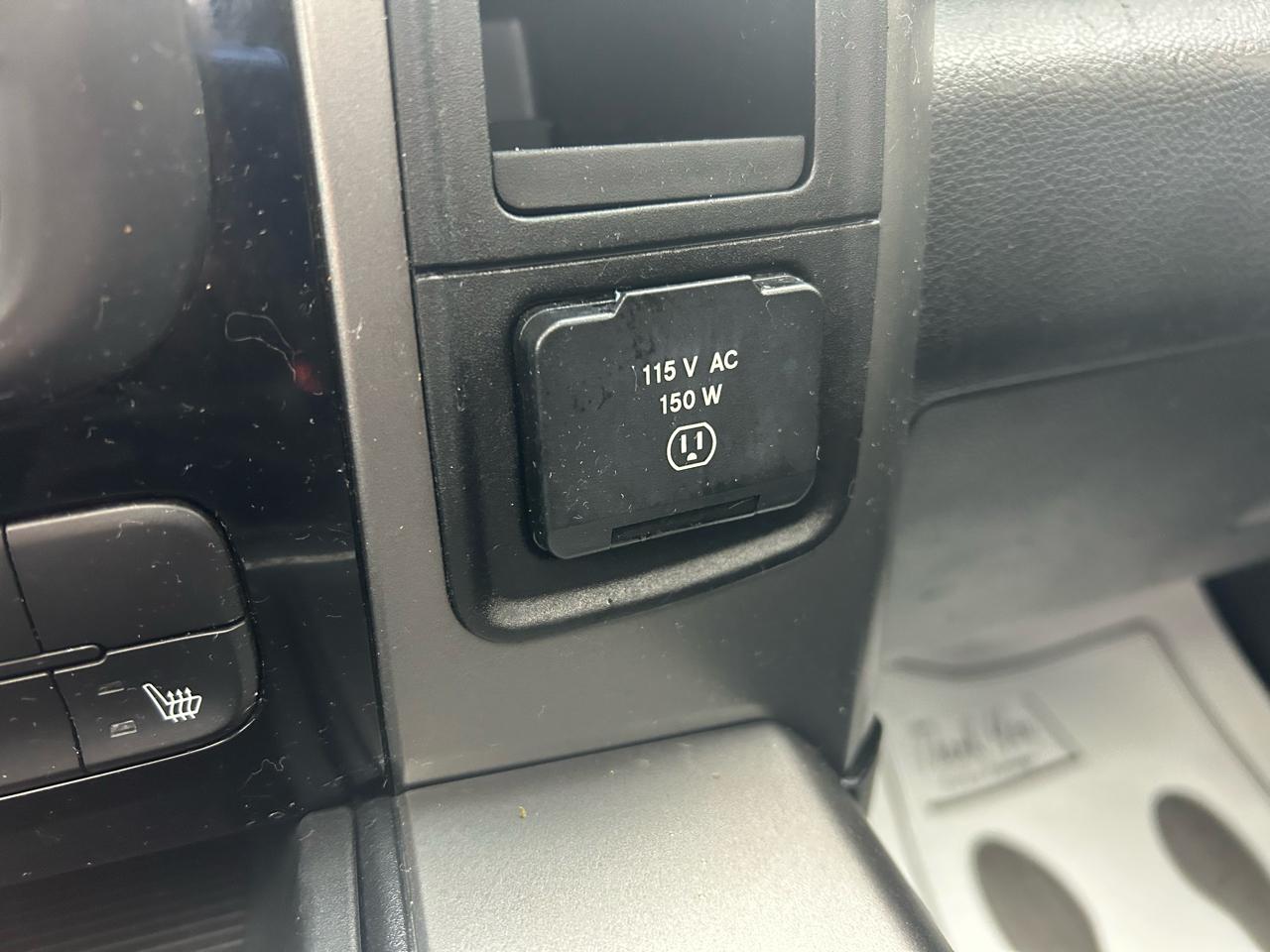 RAM 1500 Sport Quad Cab 4WD 2014