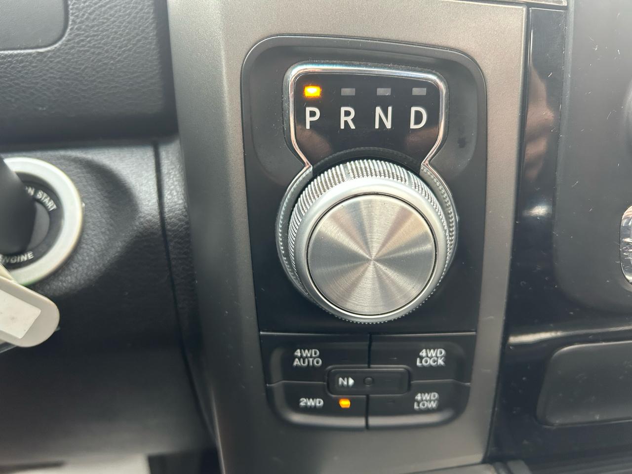 RAM 1500 Sport Quad Cab 4WD 2014