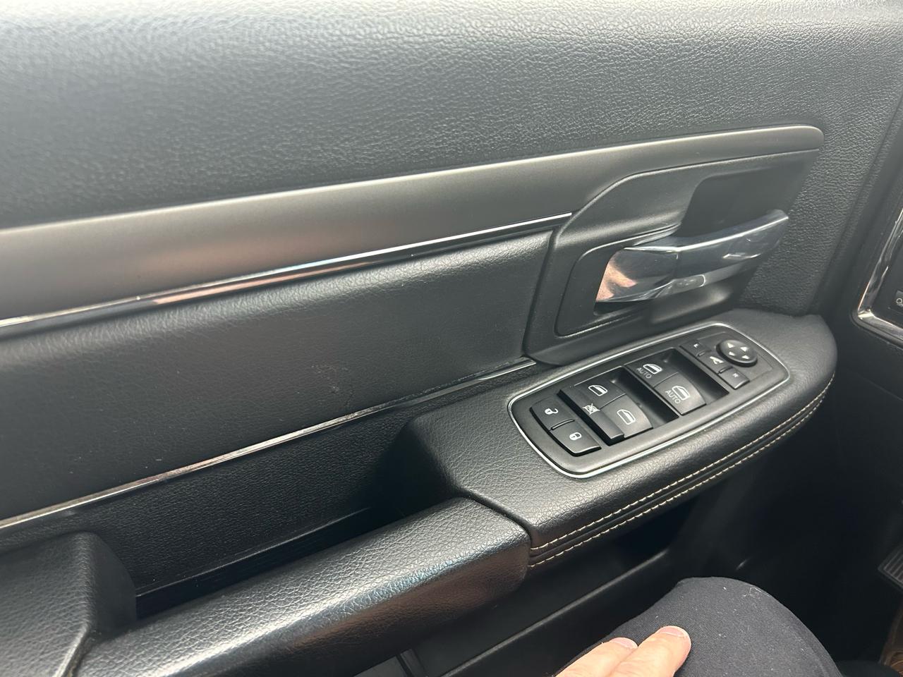 RAM 1500 Sport Quad Cab 4WD 2014