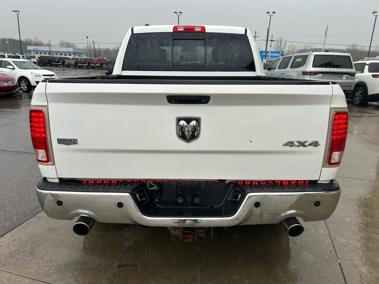 RAM 1500 Laramie Crew Cab SWB 4WD 2013