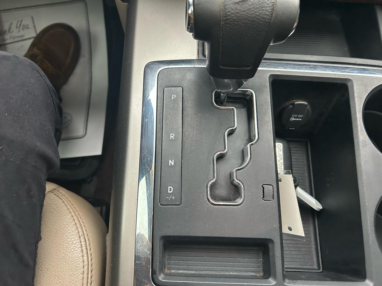 RAM 1500 Laramie Crew Cab SWB 4WD 2013