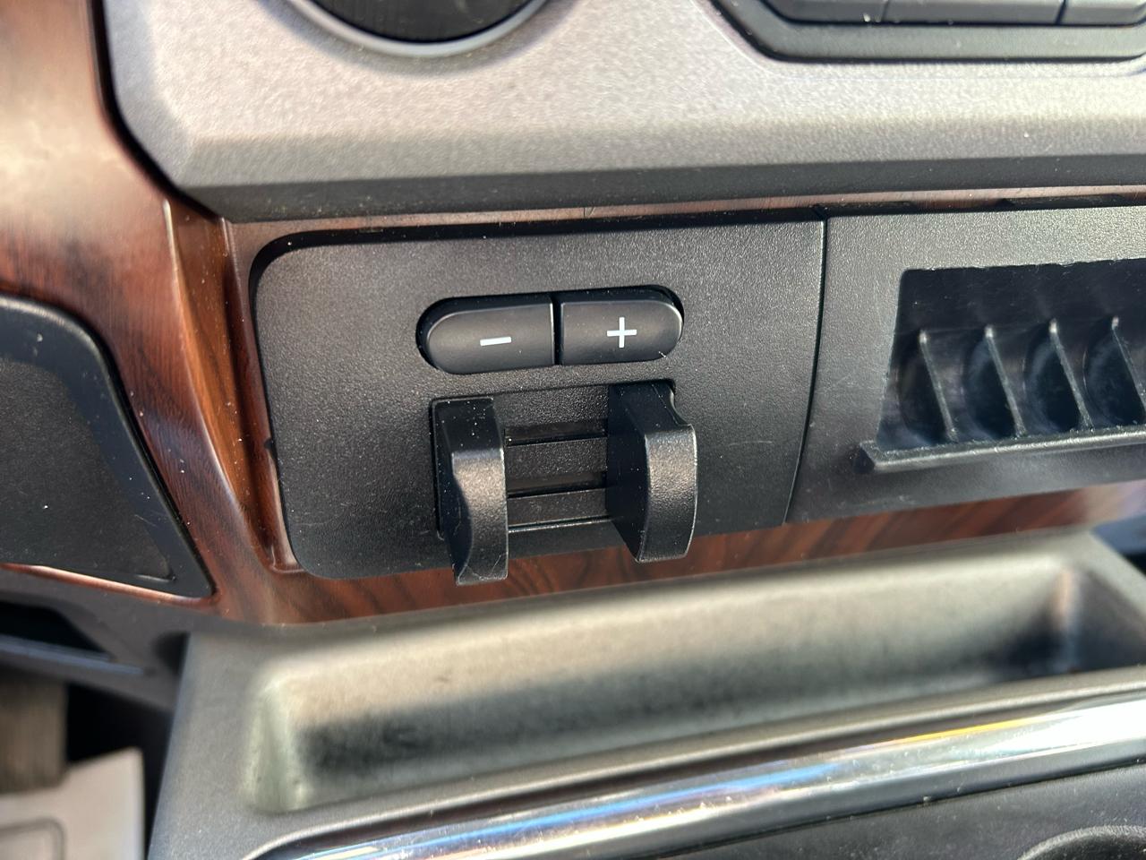 Ford F-350 SD XLT Crew Cab Long Bed 4WD 2014