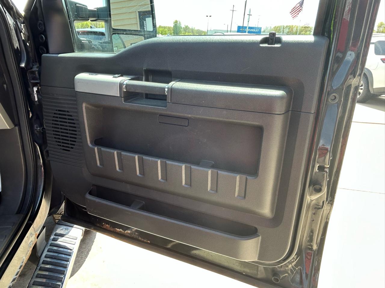 Ford F-350 SD Lariat Crew Cab Short Bed 4WD 2014