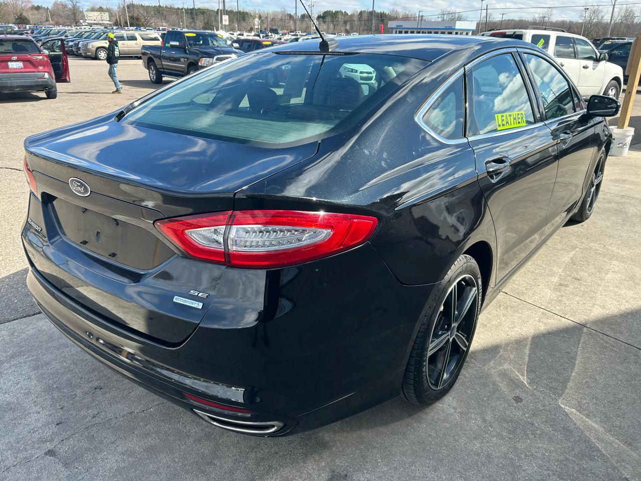Ford Fusion SE 2015