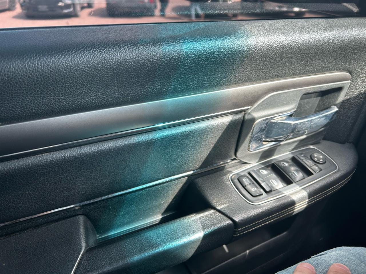 RAM 3500 Laramie Crew Cab LWB 4WD DRW 2018