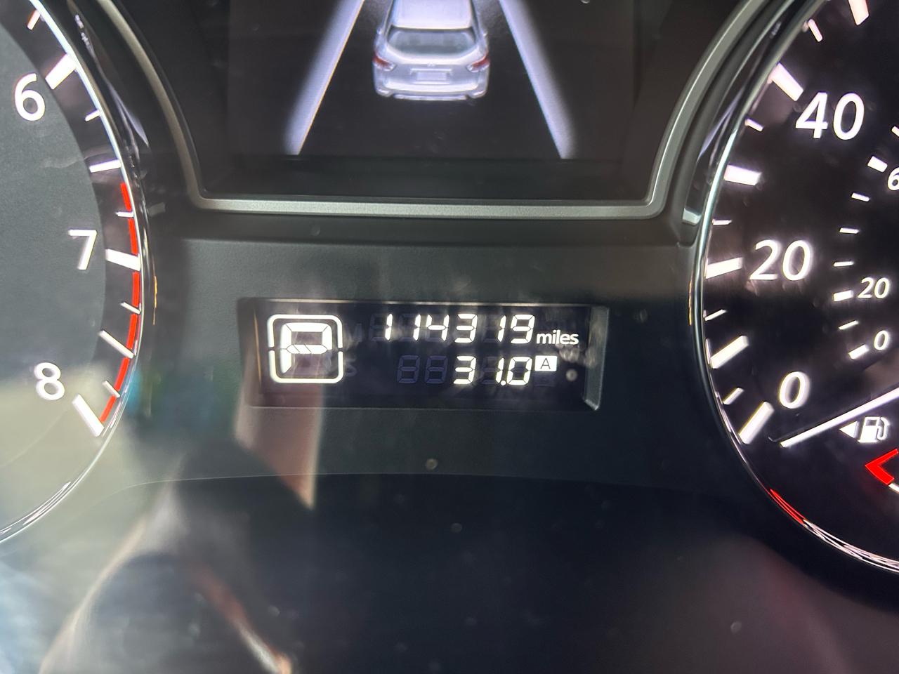 Nissan Pathfinder SV 4WD 2013