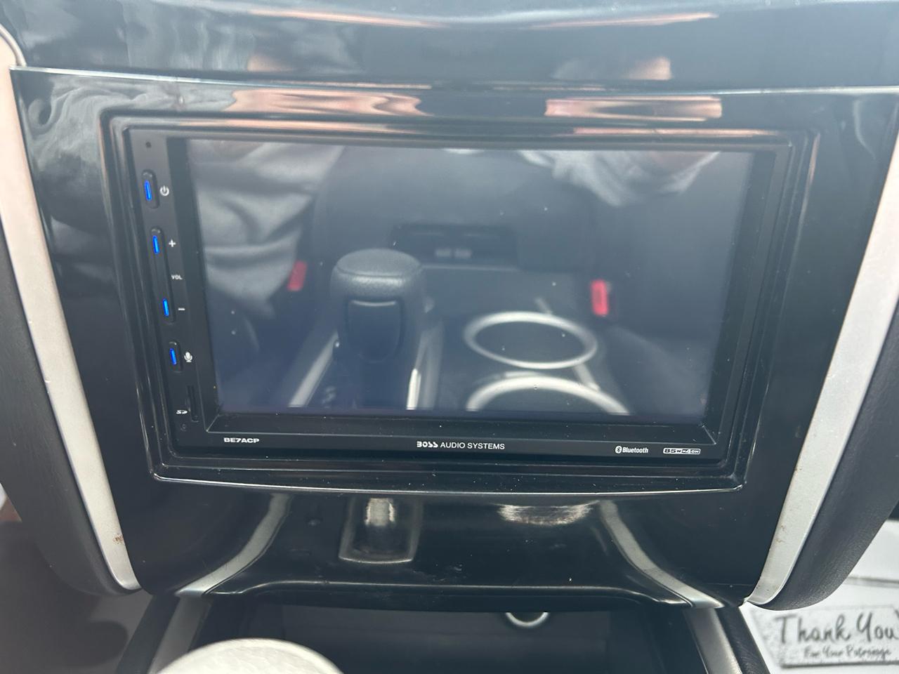 Nissan Pathfinder SV 4WD 2013