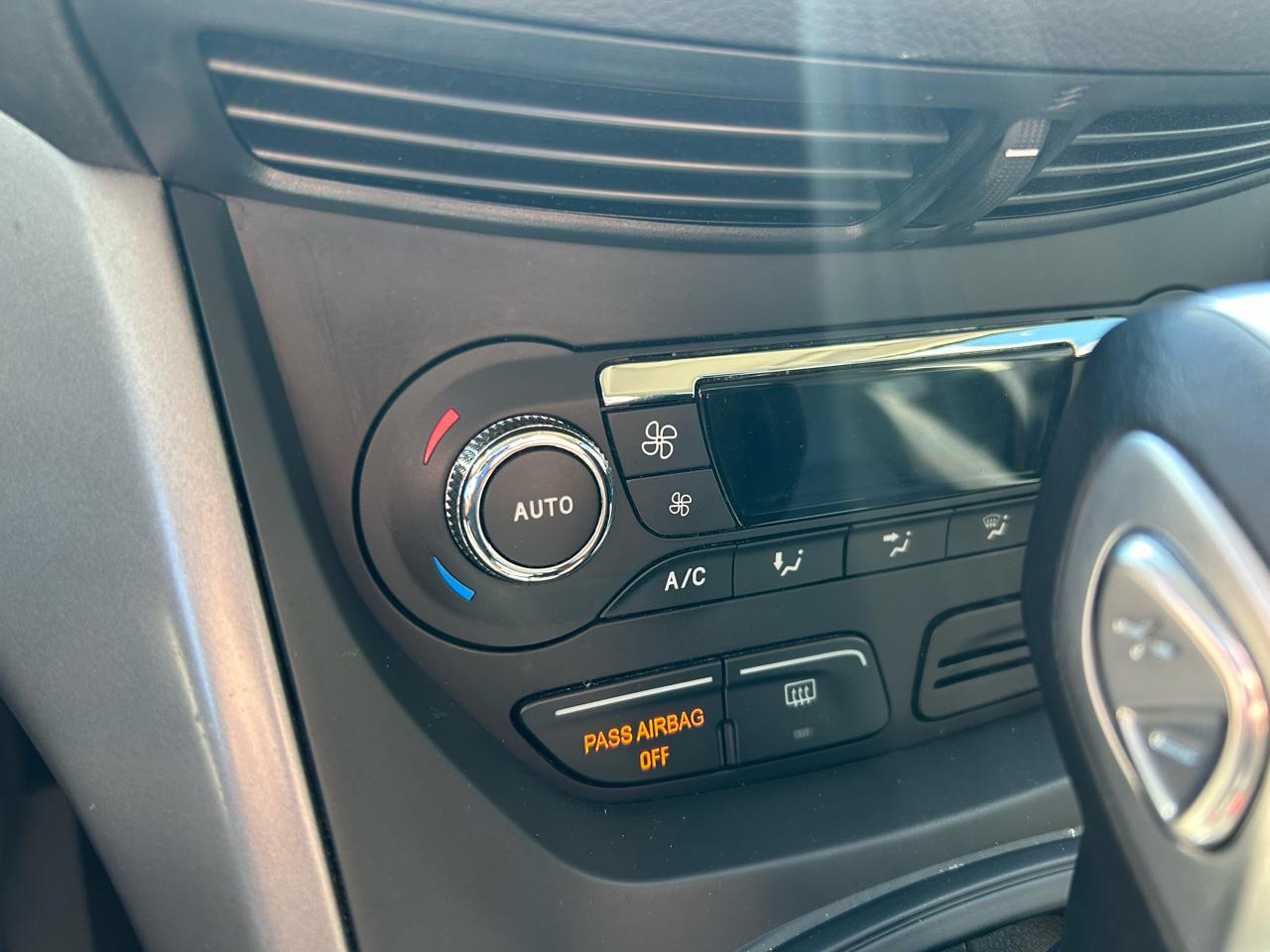 Ford Escape SE FWD 2016