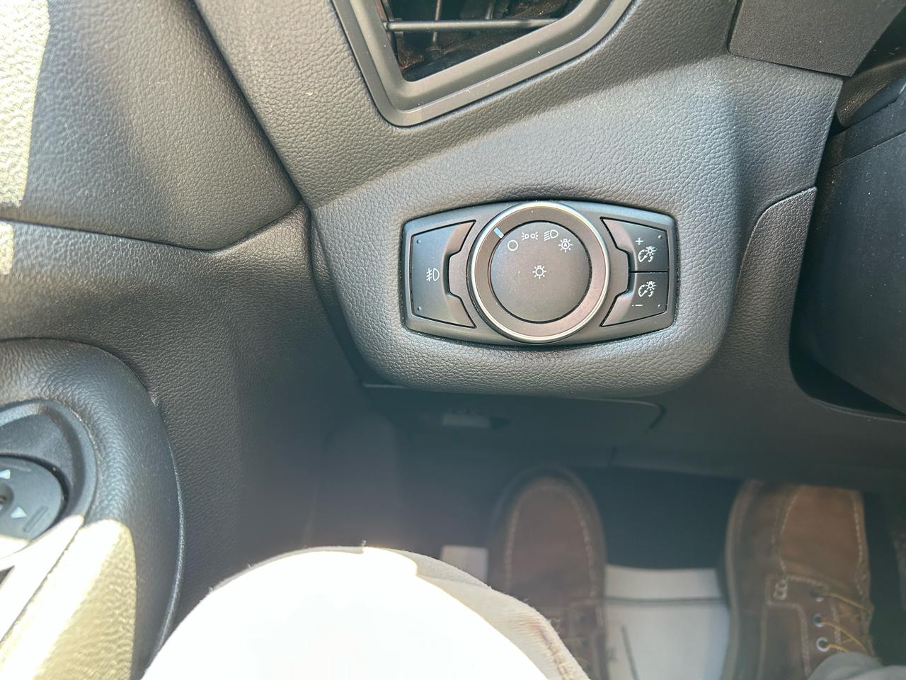 Ford Escape SE FWD 2016