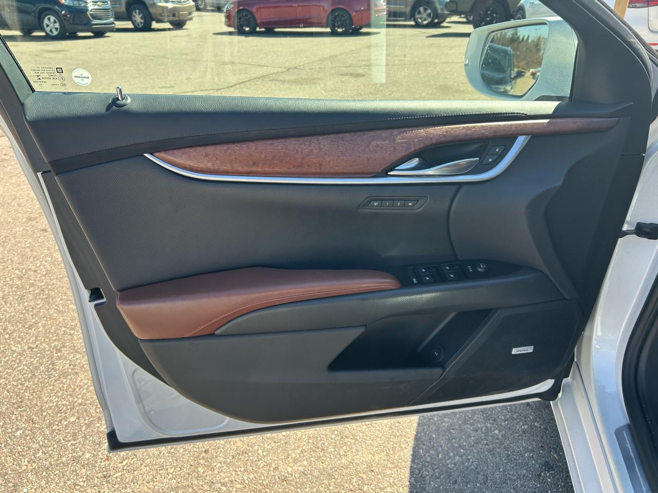 Cadillac XTS Luxury FWD 2016