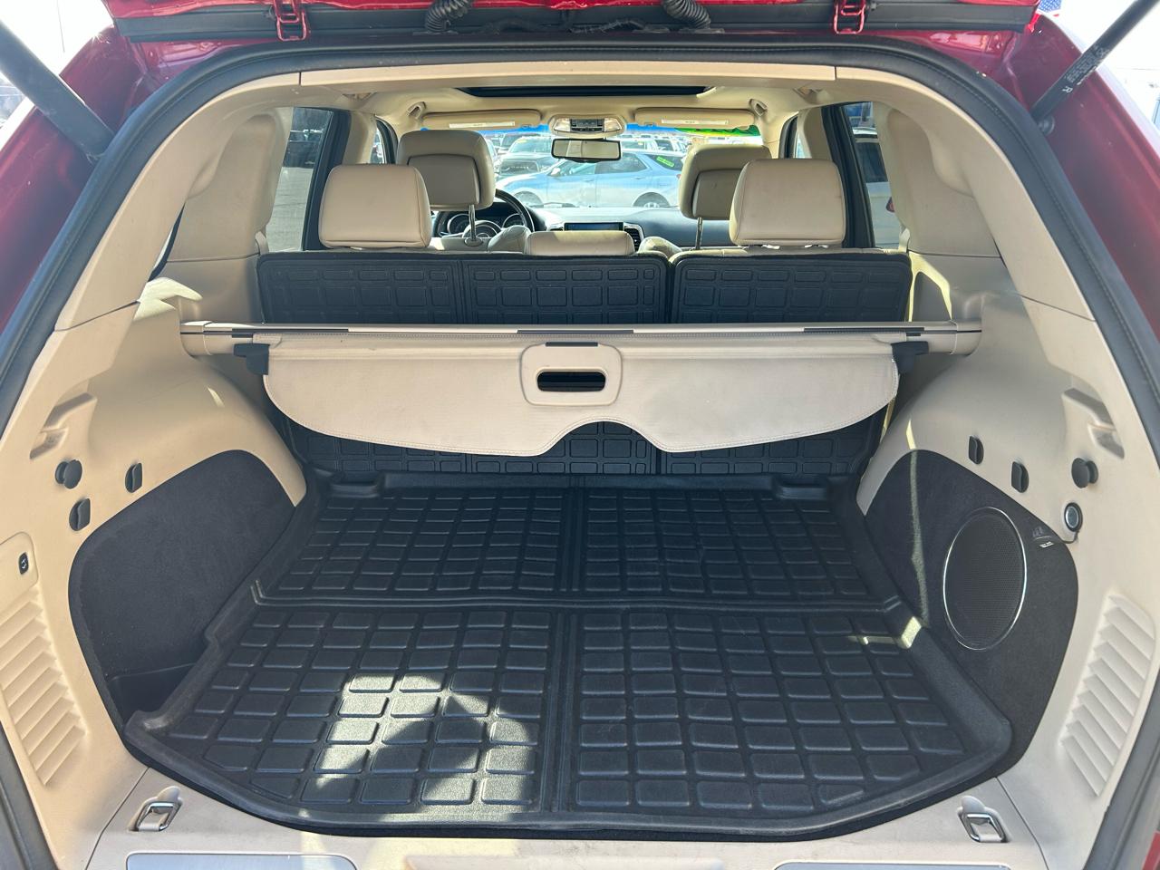 Jeep Grand Cherokee Limited 4WD 2011