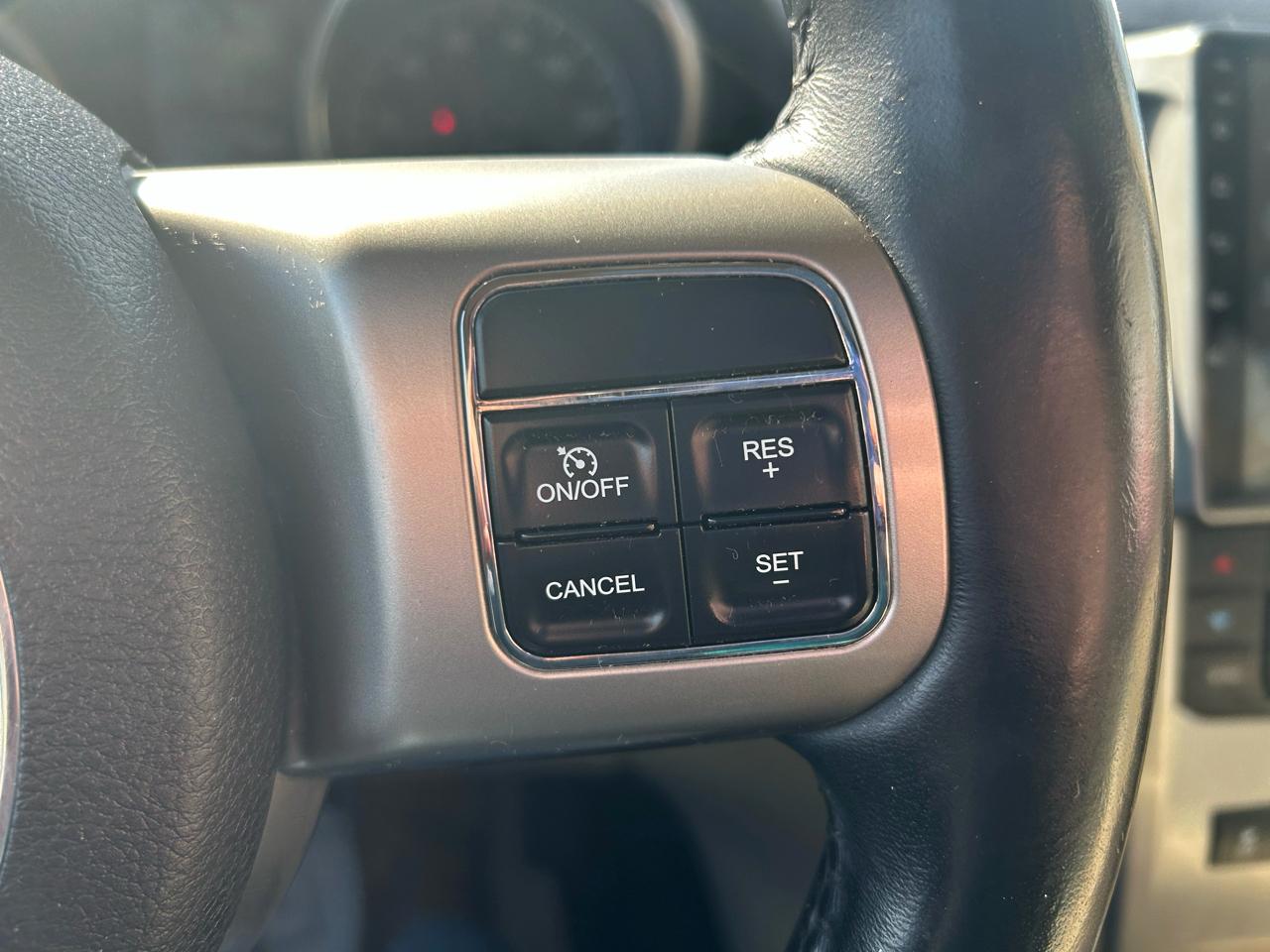 Jeep Grand Cherokee Limited 4WD 2011