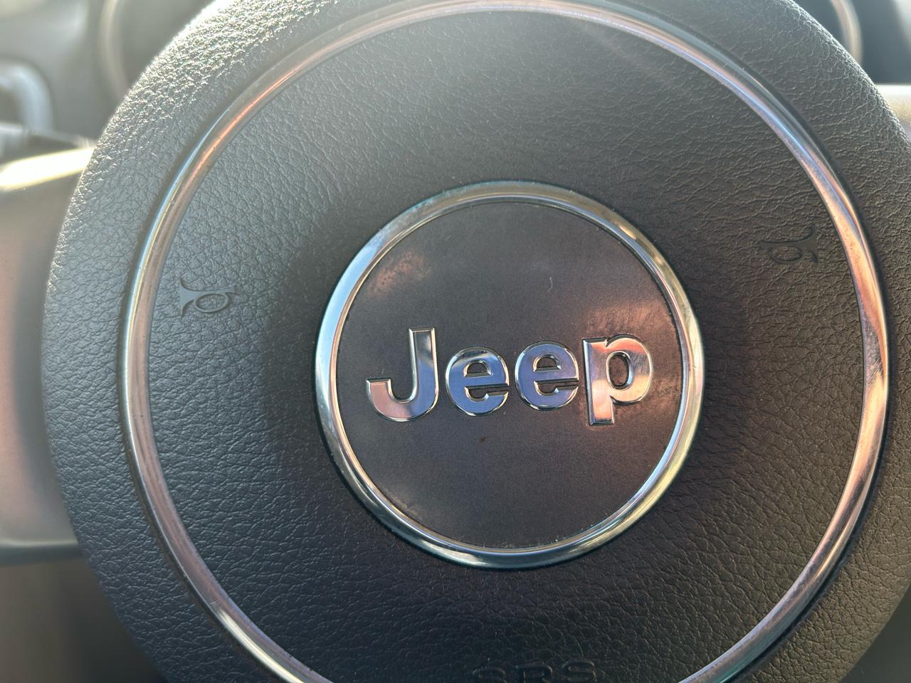 Jeep Grand Cherokee Limited 4WD 2011