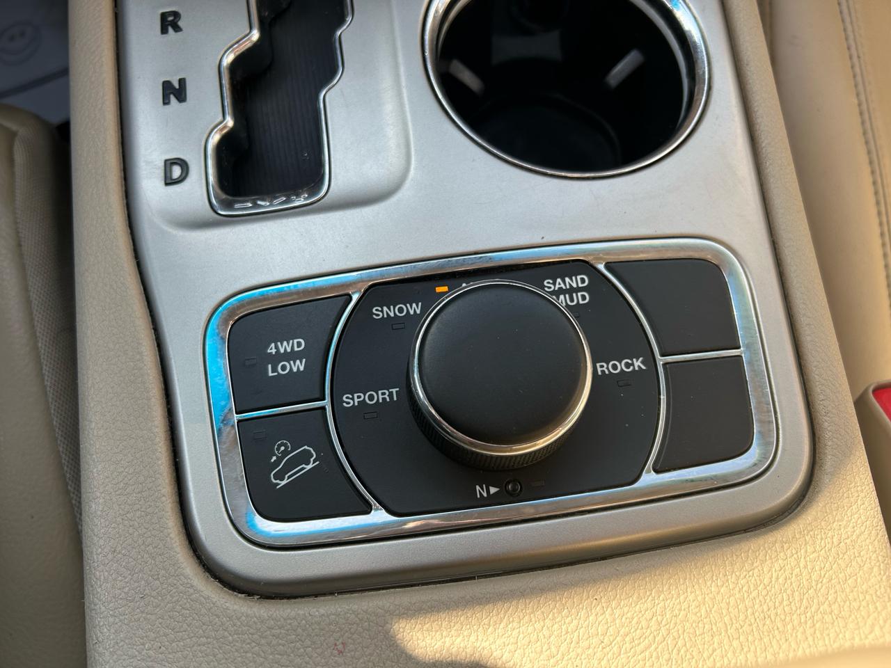 Jeep Grand Cherokee Limited 4WD 2011