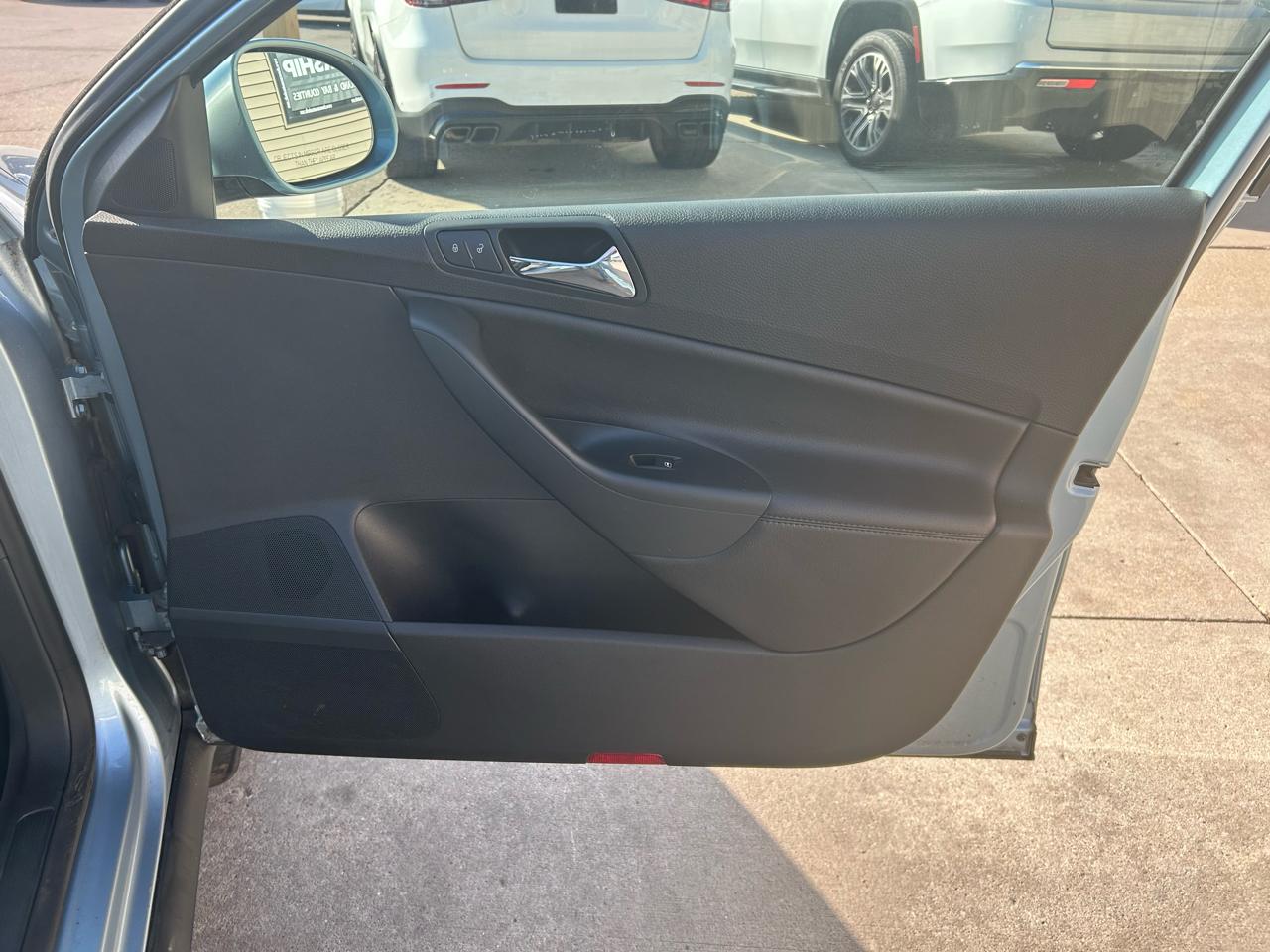 Volkswagen Passat 2.0T Wolfsburg Edition 2007