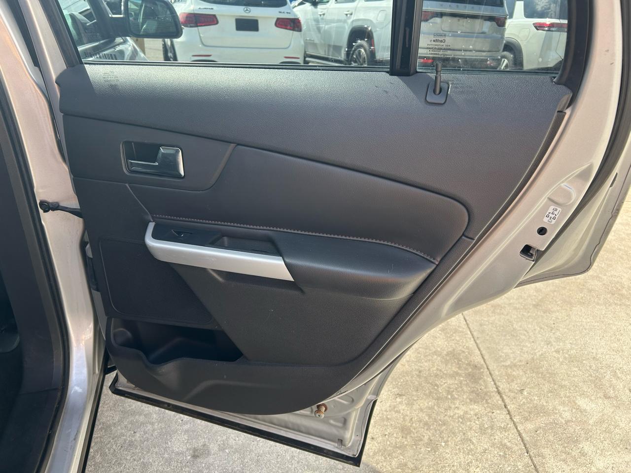 Ford Edge SEL FWD 2013