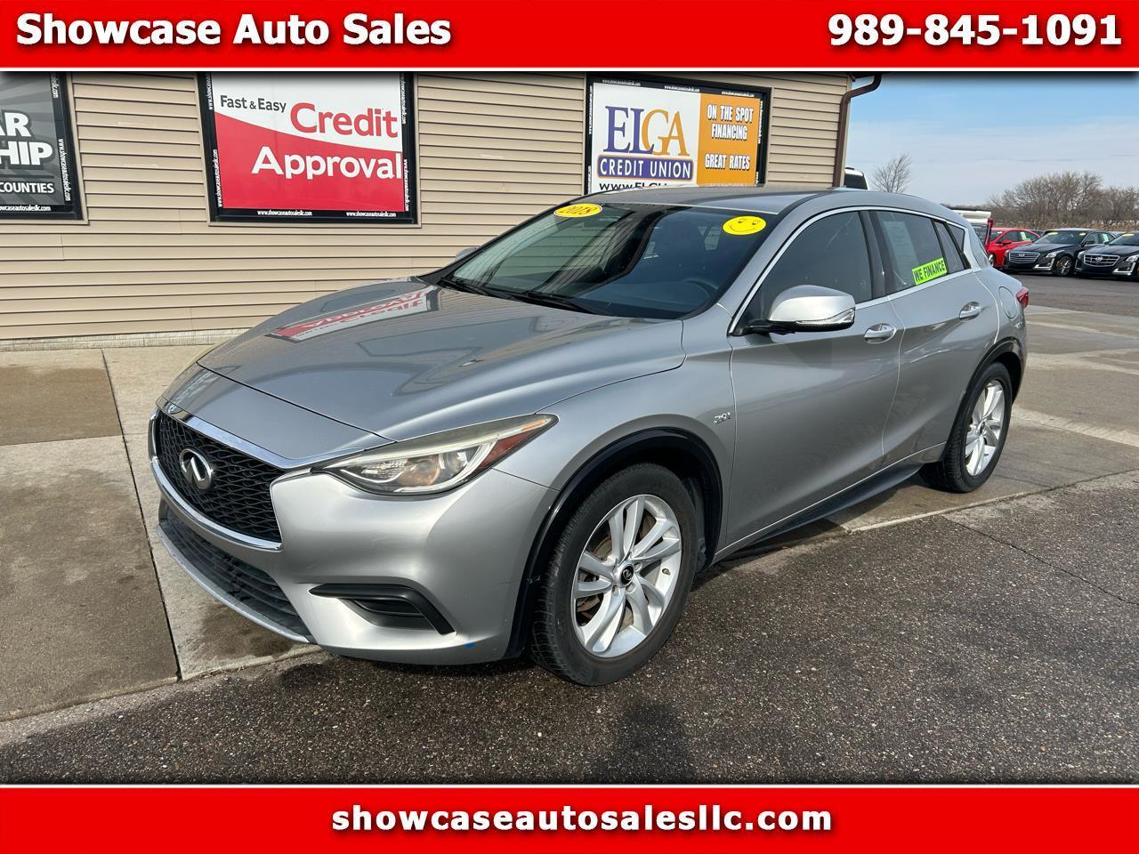 Infiniti QX30 Base 2018