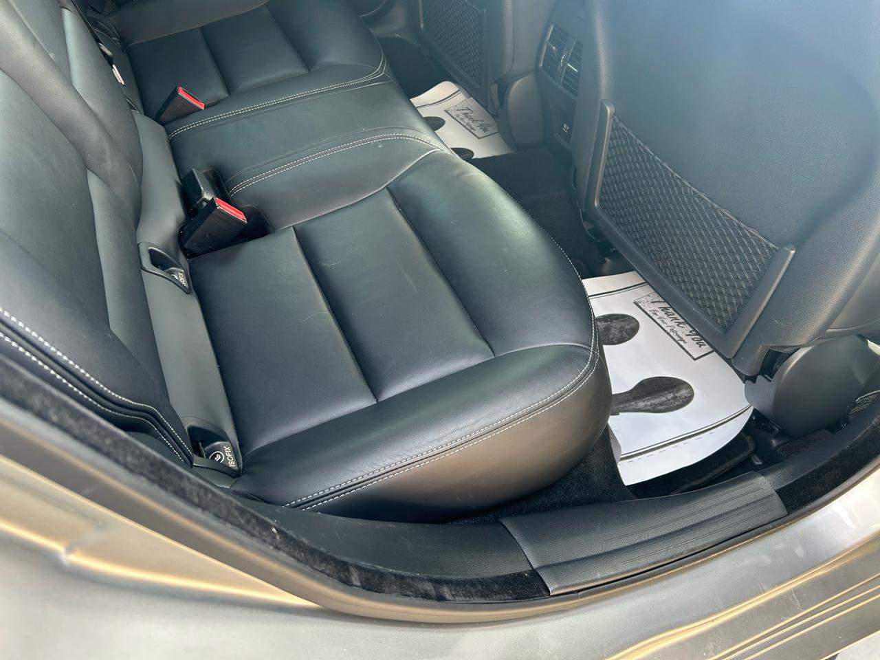 Infiniti QX30 Base 2018