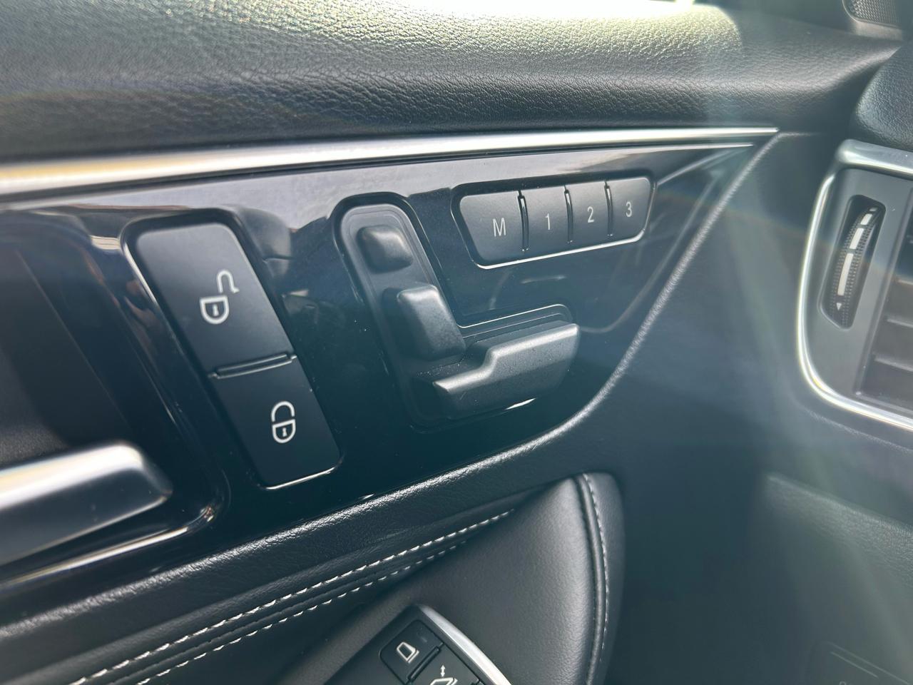 Infiniti QX30 Base 2018