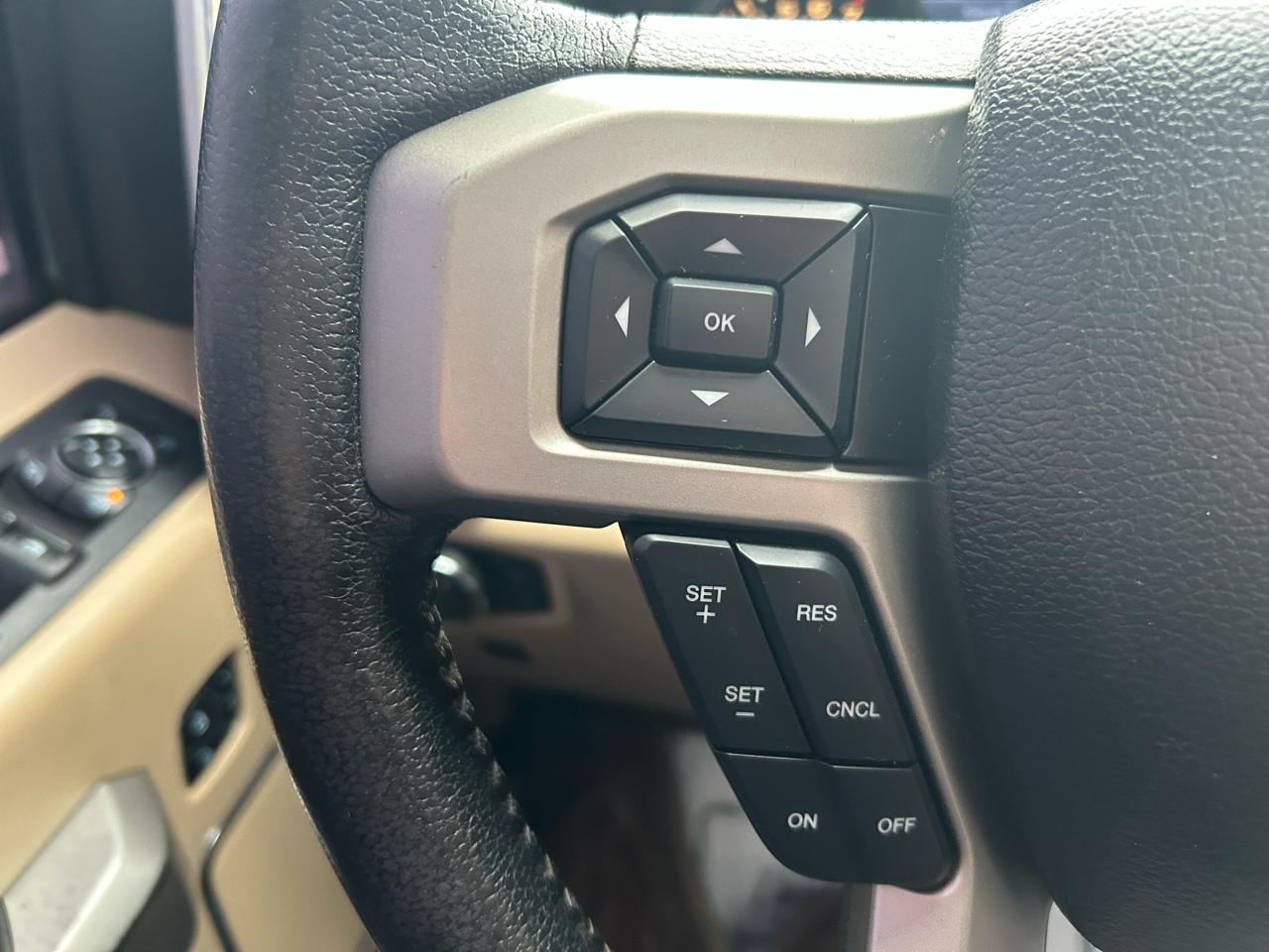 Ford F-150 XL SuperCrew 5.5-ft. Bed 4WD 2015