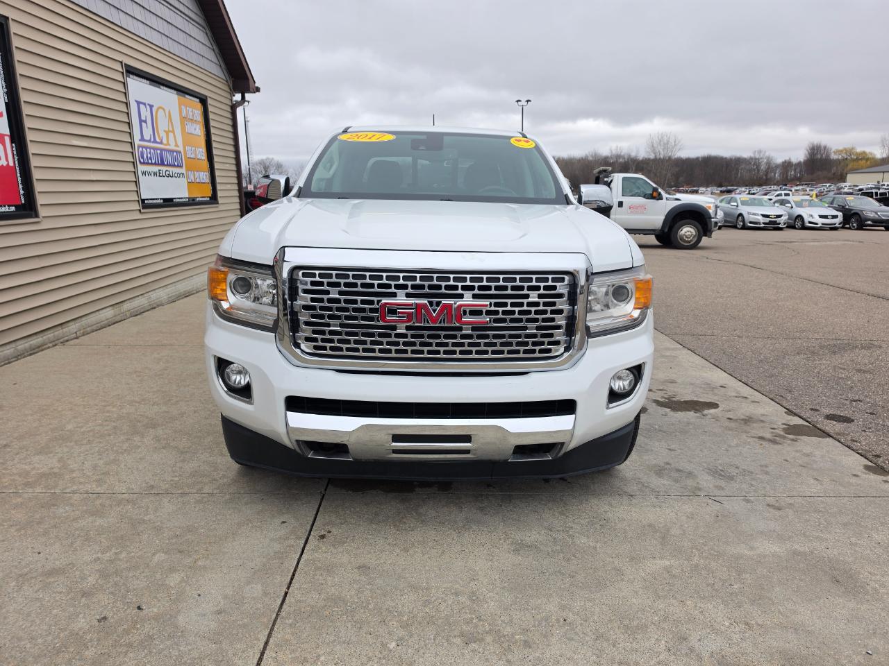 GMC Canyon Denali Crew Cab 4WD Long Box 2017