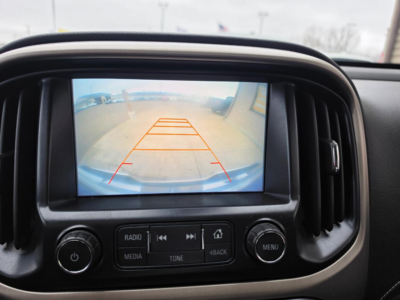 GMC Canyon Denali Crew Cab 4WD Long Box 2017