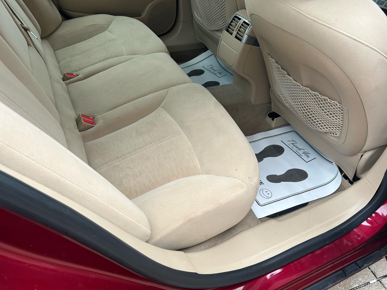 Buick LaCrosse CX 2010