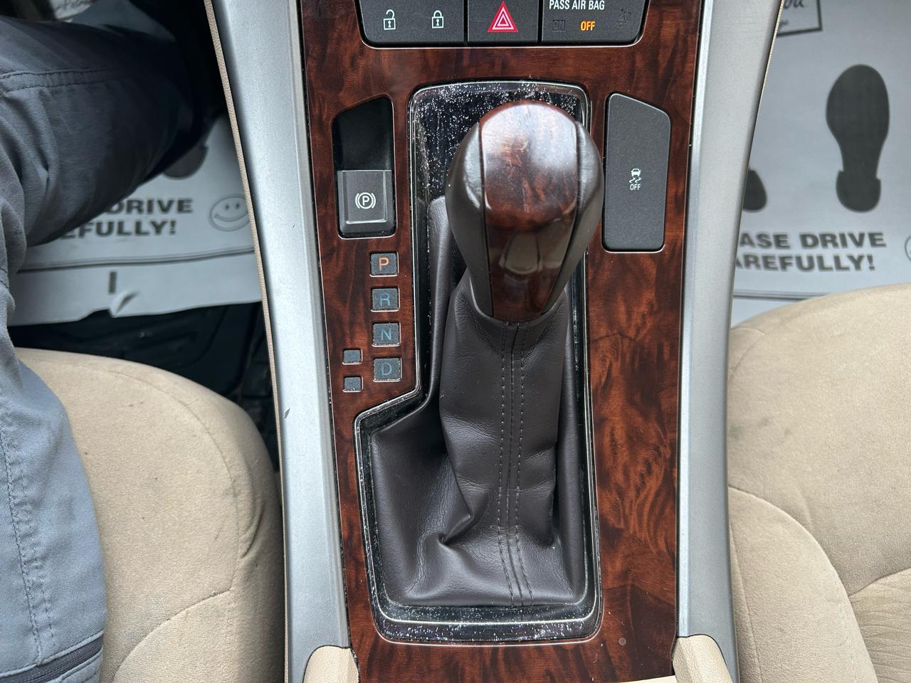 Buick LaCrosse CX 2010