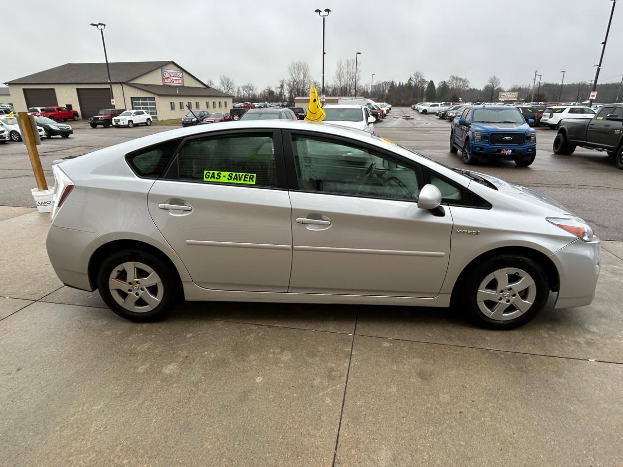 Toyota Prius Prius V 2010