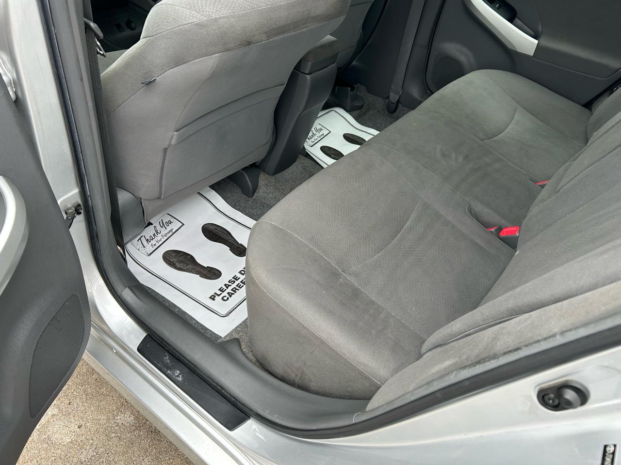 Toyota Prius Prius V 2010