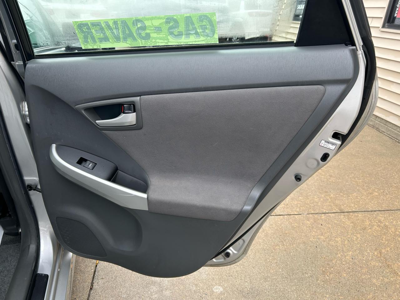 Toyota Prius Prius V 2010