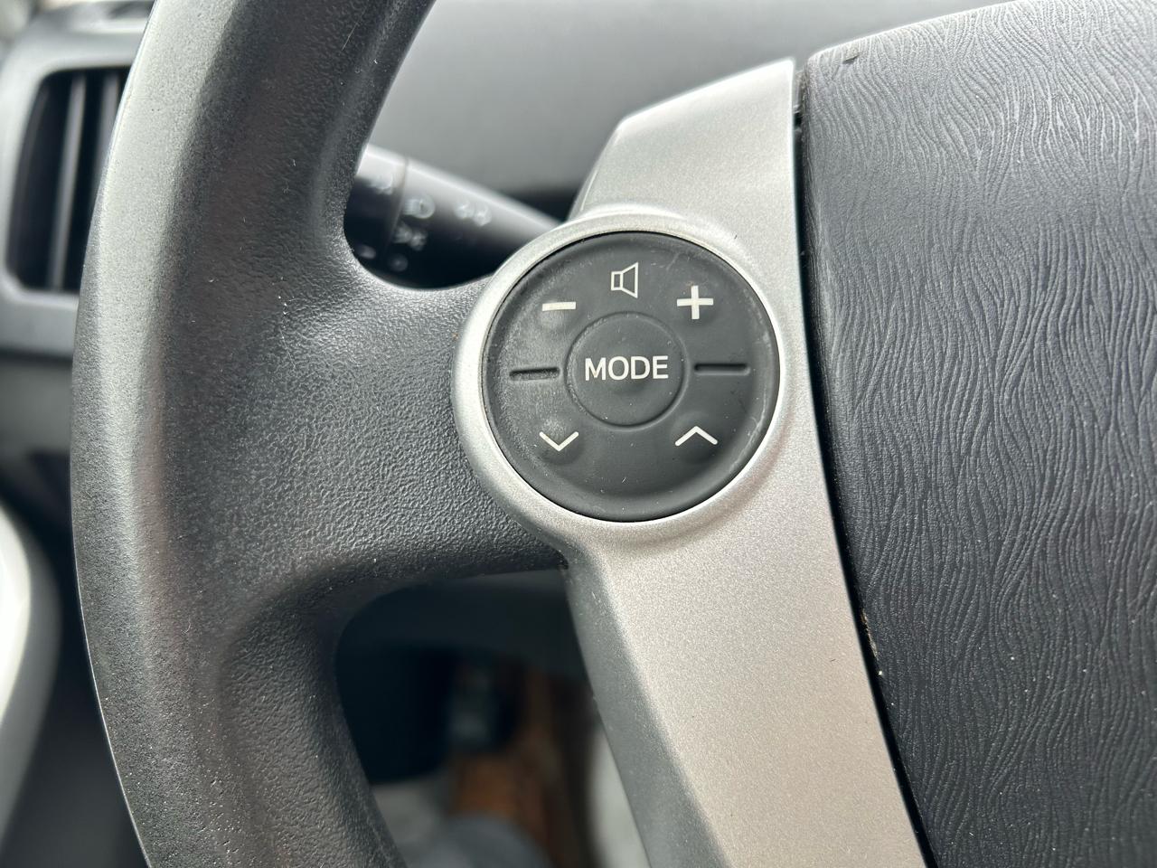 Toyota Prius Prius V 2010