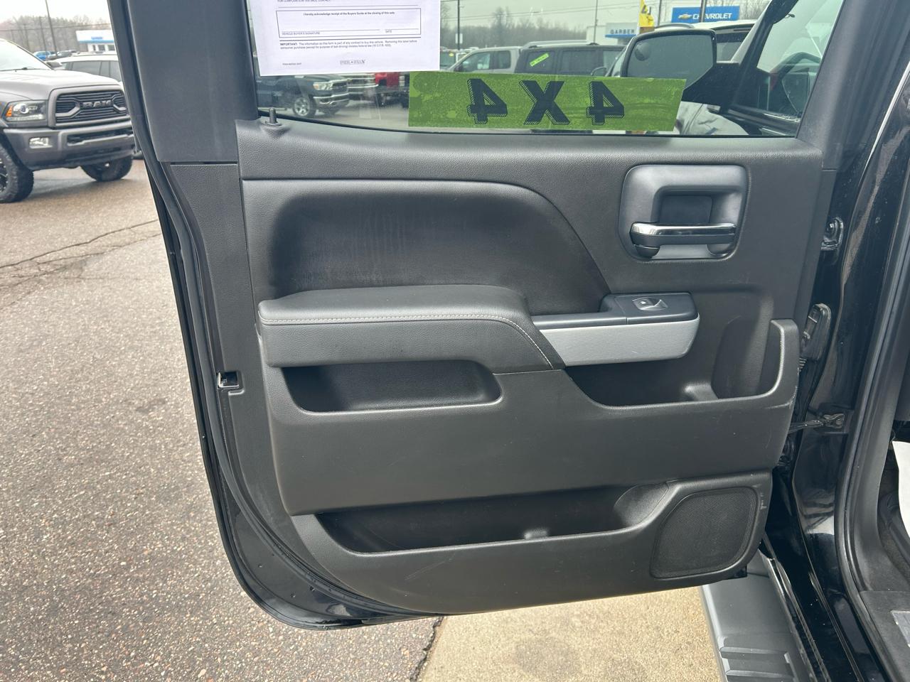 Chevrolet Silverado 1500 LT Crew Cab Long Box 4WD 2015