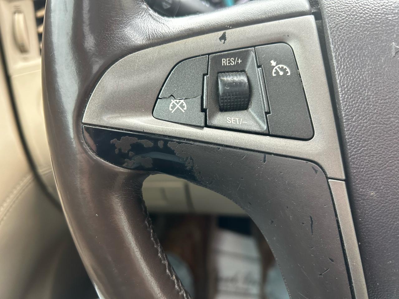 Buick LaCrosse CXL FWD 2010