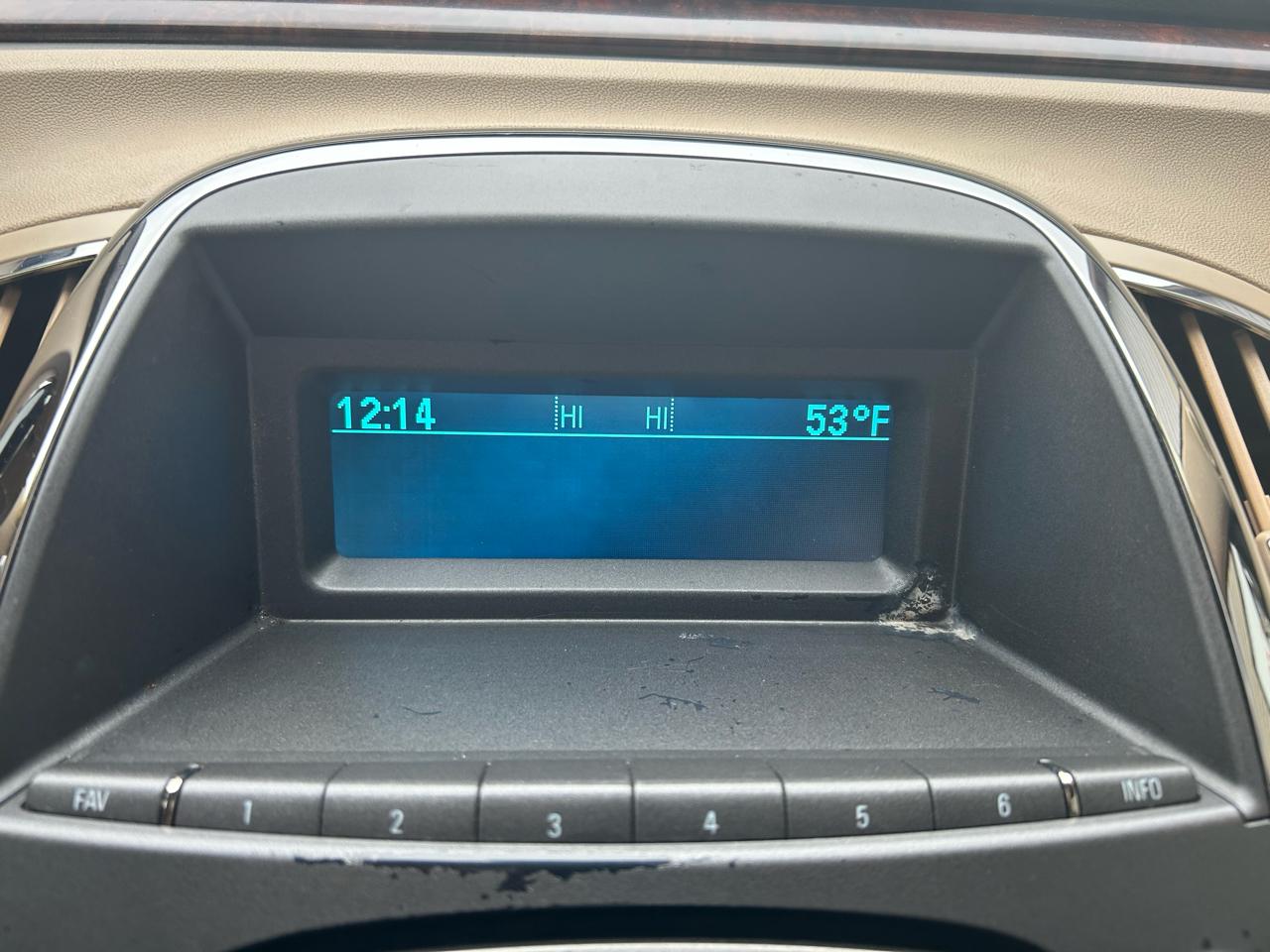 Buick LaCrosse CXL FWD 2010