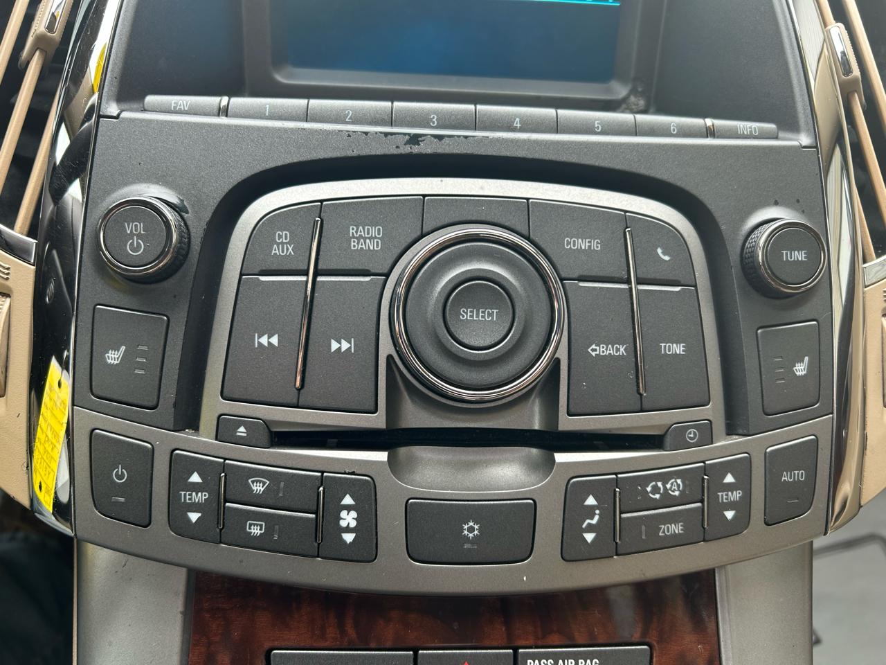 Buick LaCrosse CXL FWD 2010