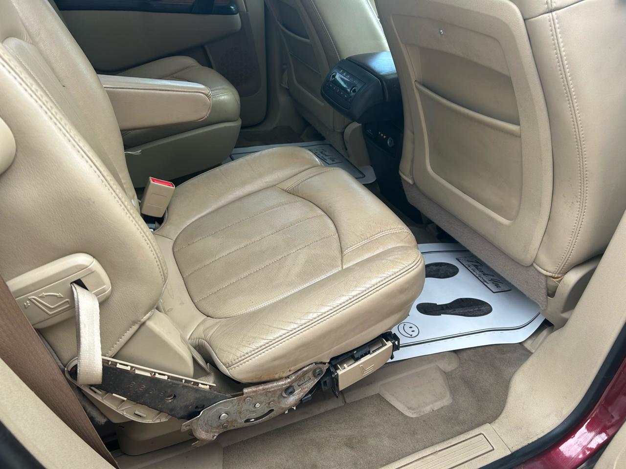 Buick Enclave CXL-2 FWD 2011