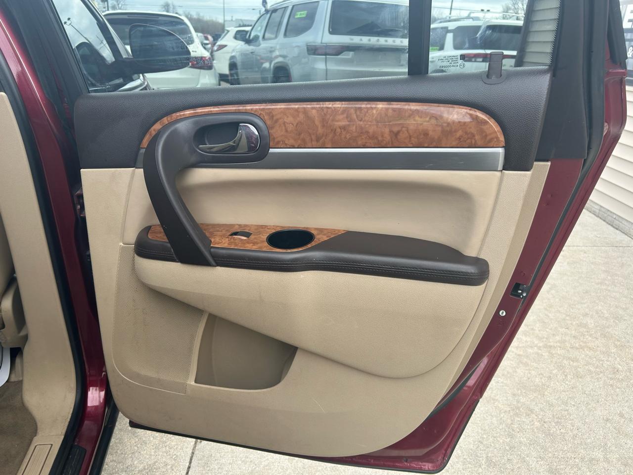 Buick Enclave CXL-2 FWD 2011