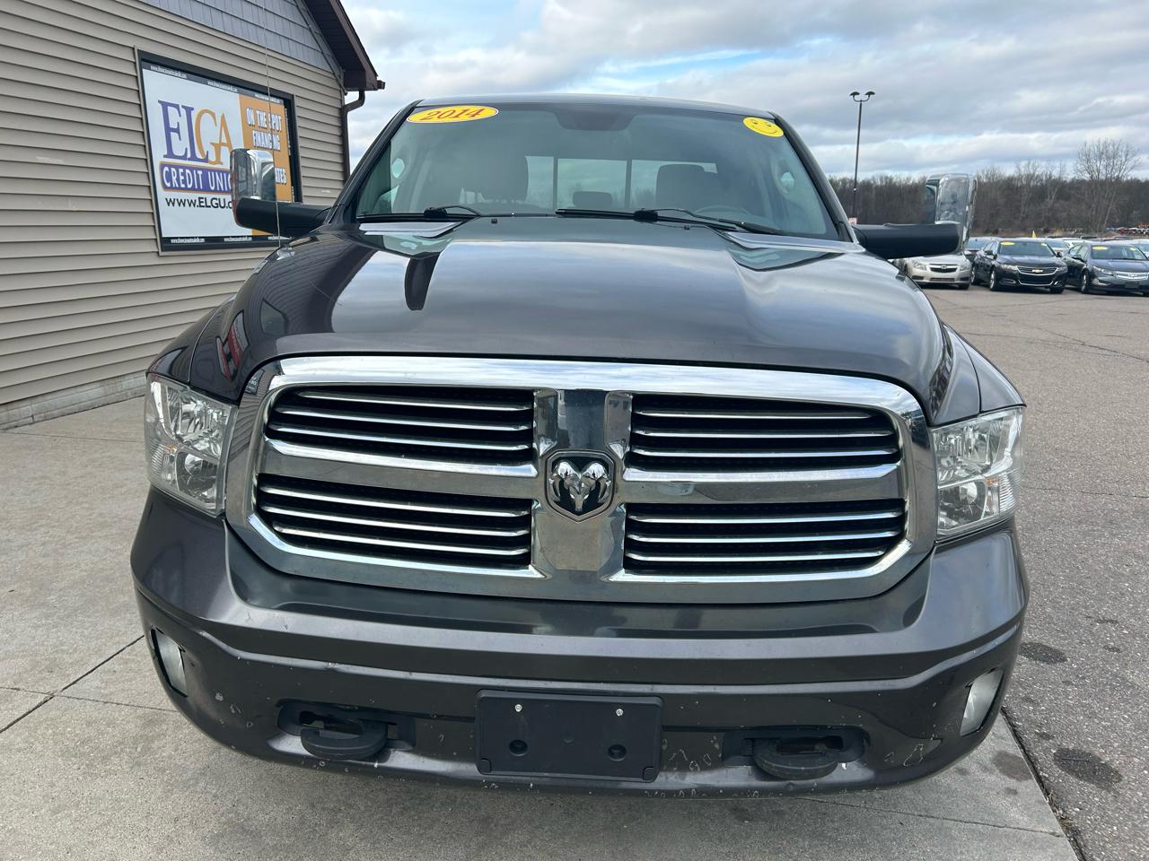 RAM 1500 SLT Quad Cab 4WD 2014