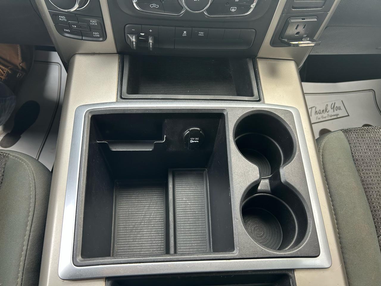 RAM 1500 SLT Quad Cab 4WD 2014