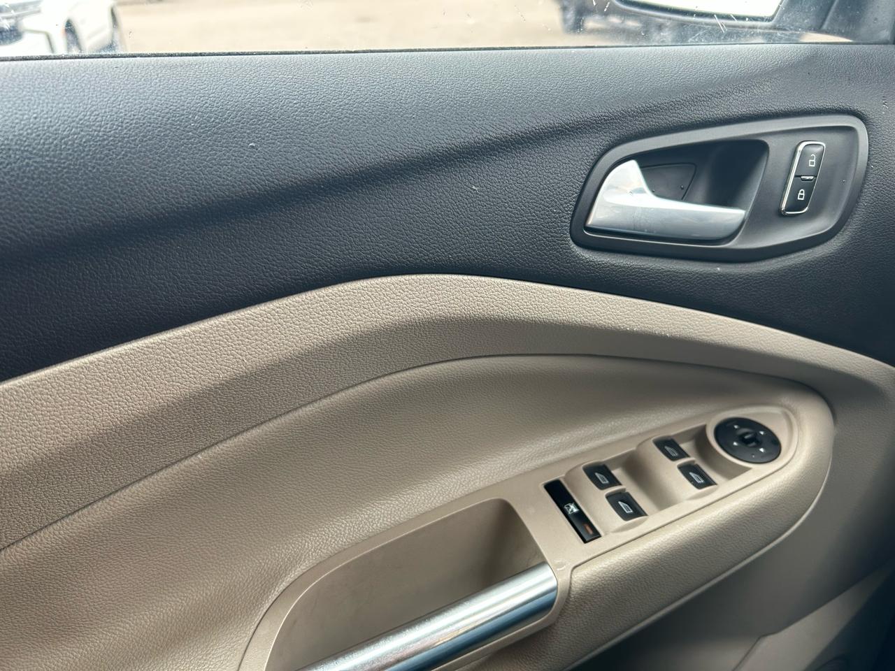 Ford Escape SE FWD 2013