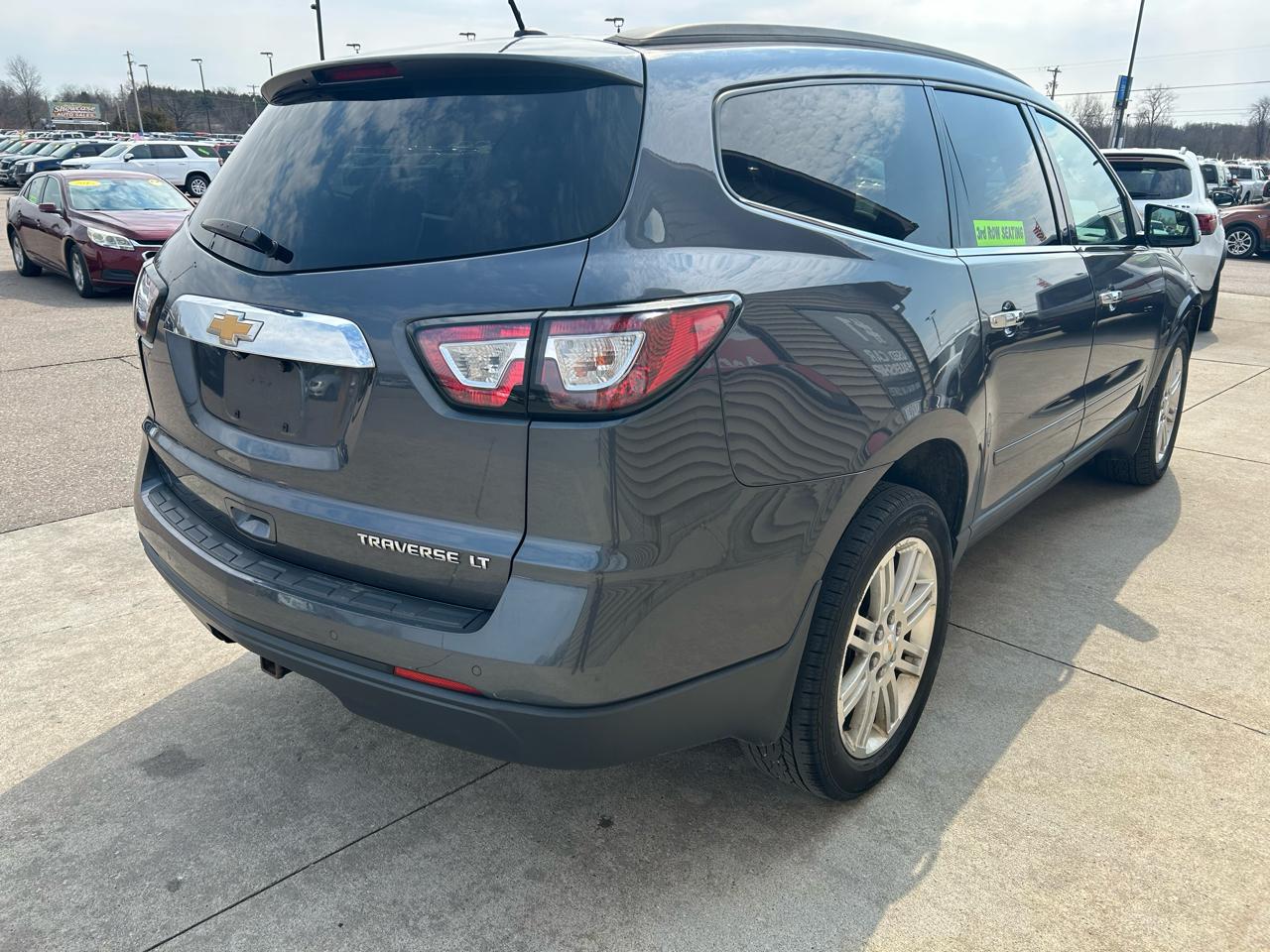 Chevrolet Traverse 1LT FWD 2013