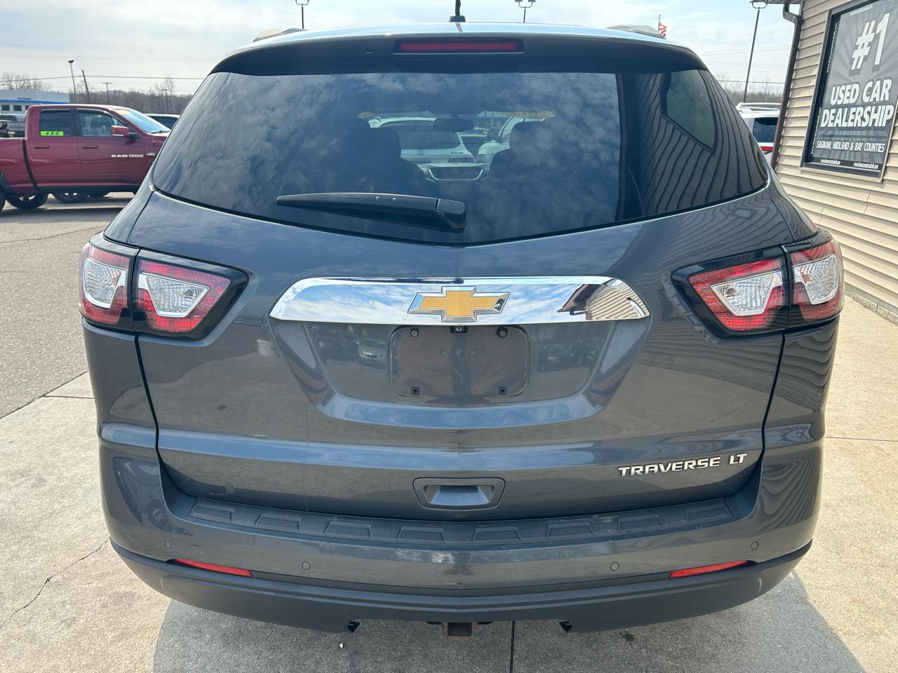 Chevrolet Traverse 1LT FWD 2013