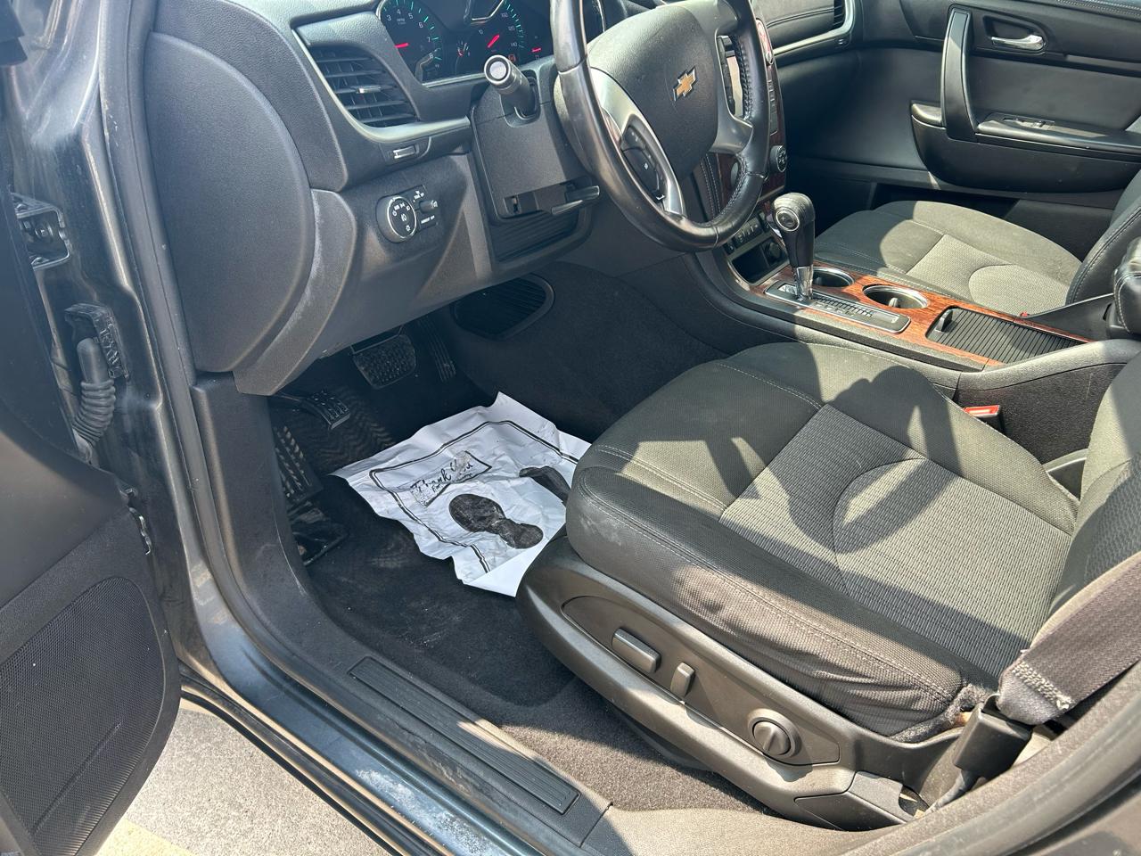 Chevrolet Traverse 1LT FWD 2013