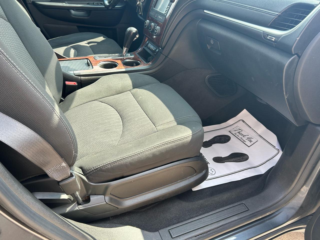 Chevrolet Traverse 1LT FWD 2013