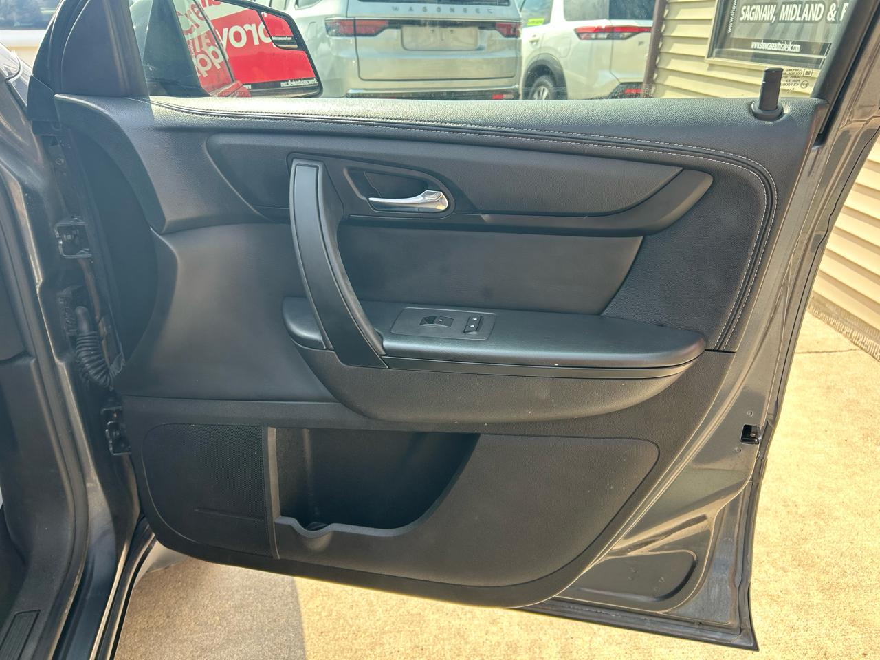 Chevrolet Traverse 1LT FWD 2013