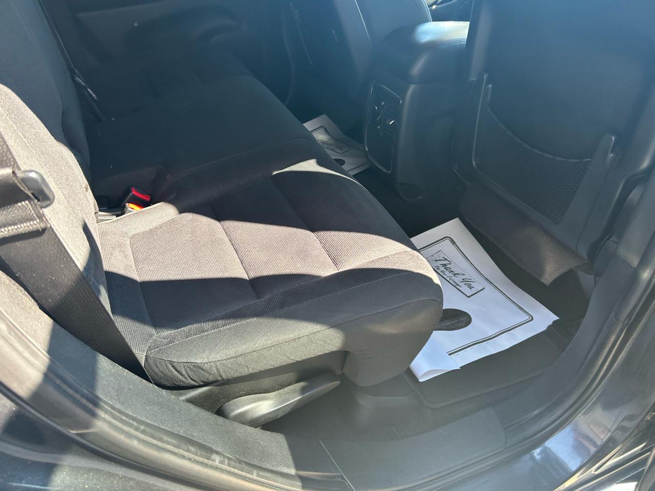 Jeep Grand Cherokee Laredo 4WD 2011