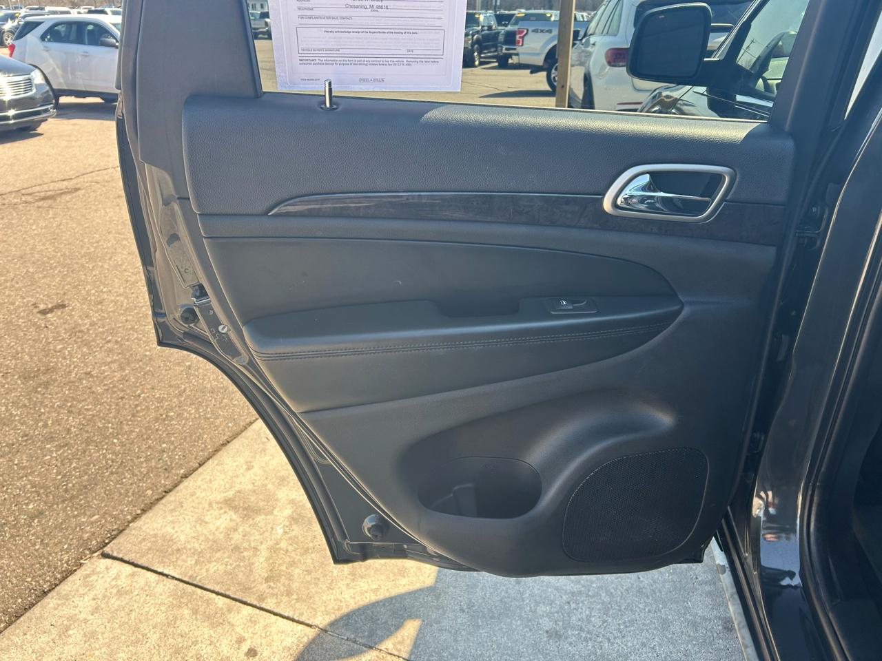 Jeep Grand Cherokee Laredo 4WD 2011